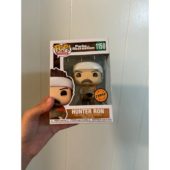 Funko Pop! Parks And Recreation Hunter Ron #1150 (Chase) Vinyl Figure - Picture 1 of 7